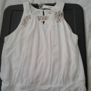 White Sleeveless Blouse With